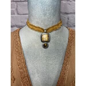 Handmade/upcycled tiger eye pendant choker necklace